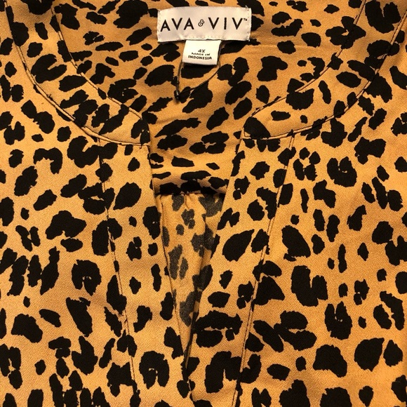 Ava & Viv Cheetah Print top - Picture 4 of 4